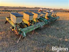 John Deere 7100 8R30" Planter 