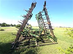 items/053a07041563ef11a4e6000d3a62e002/johndeere9603sectionfieldcultivator_bf6a8f228888448ba856613ca36fdba9.jpg