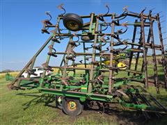 items/053a07041563ef11a4e6000d3a62e002/johndeere9603sectionfieldcultivator_d380d52471ca46aca264e926d8a46f65.jpg