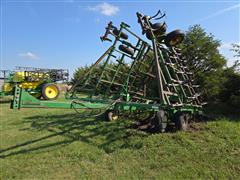 John Deere 960 3 Section Field Cultivator 