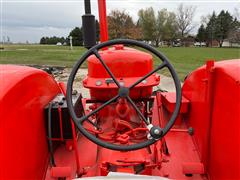 items/055b78549d7aee11a81c6045bd4a636e/1947jicasela2wdtractor_3f1c872bb901409c9f80dbcba91bc3df.jpg