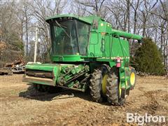 John Deere 9600 4WD Combine 