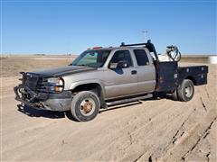 2003 Chevrolet 3500 Silverado 4x4 Extended Cab Flatbed Dually Service Pickup 