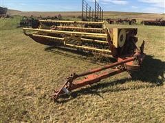 New Holland 495 Pull-Type Windrower 