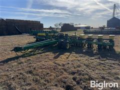 John Deere 7300 MaxEmerge 2 12R30 Planter 