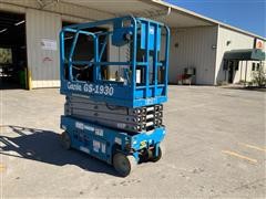 2012 Genie GS1930 Scissor Lift 