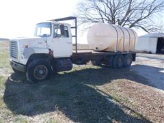 1971 Ford L900 T/A Flatbed Water Truck 