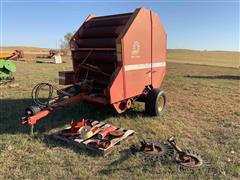 Gehl 1710 Round Baler 