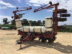 White 6122 12R30 Planter 