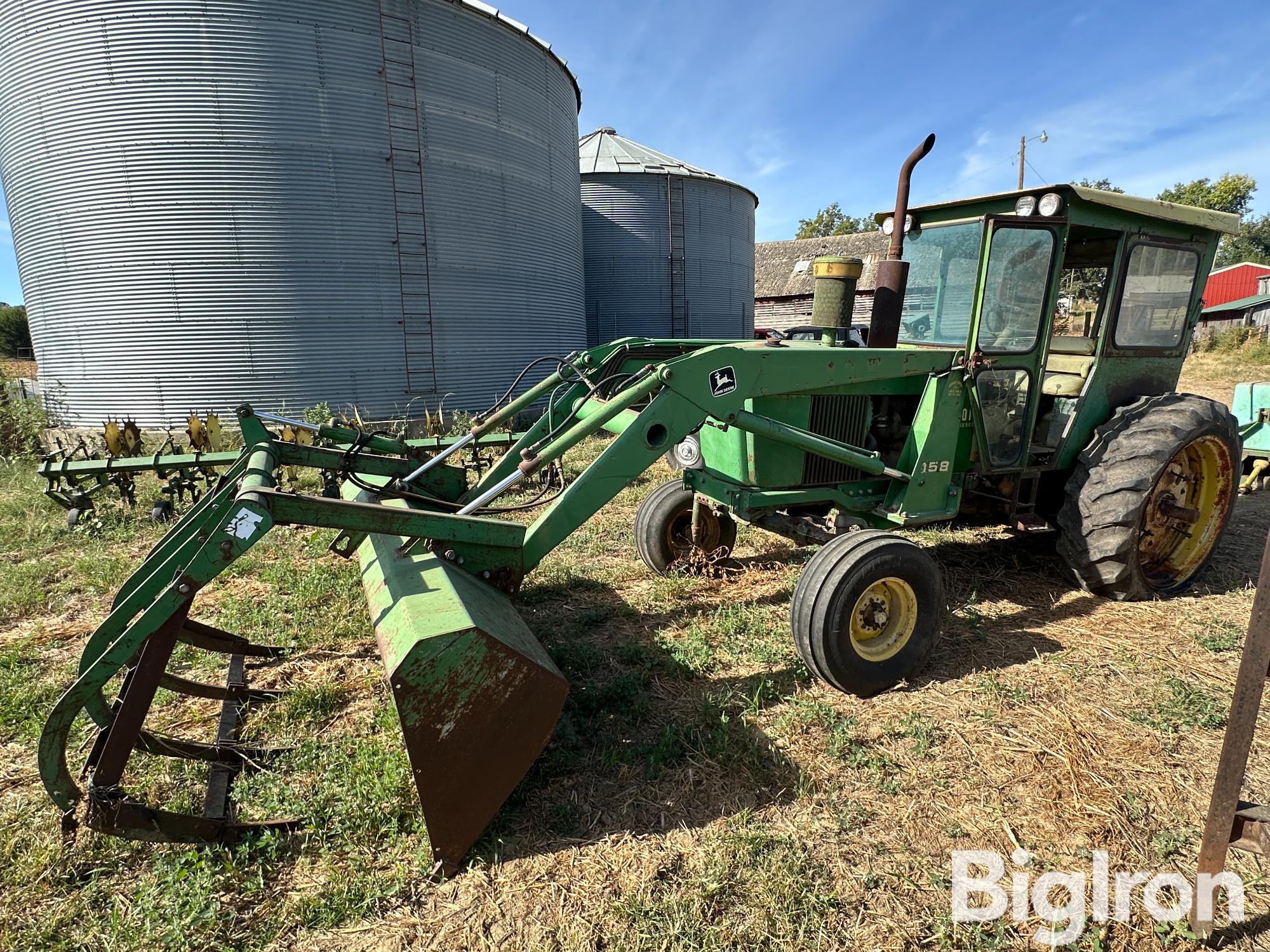 1961 John Deere 4010 2WD Tractor W/158 Loader 