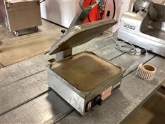 Anvil TSA 7009 Sandwich Press 