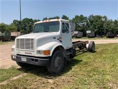 1991 International 4900 S/A Cab & Chassis 