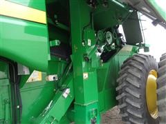 items/067a4710bc06ec11b76a0003fff903d6/2000johndeere9750combine_40c7cf276e5644069c80b8cdb8155f57.jpg