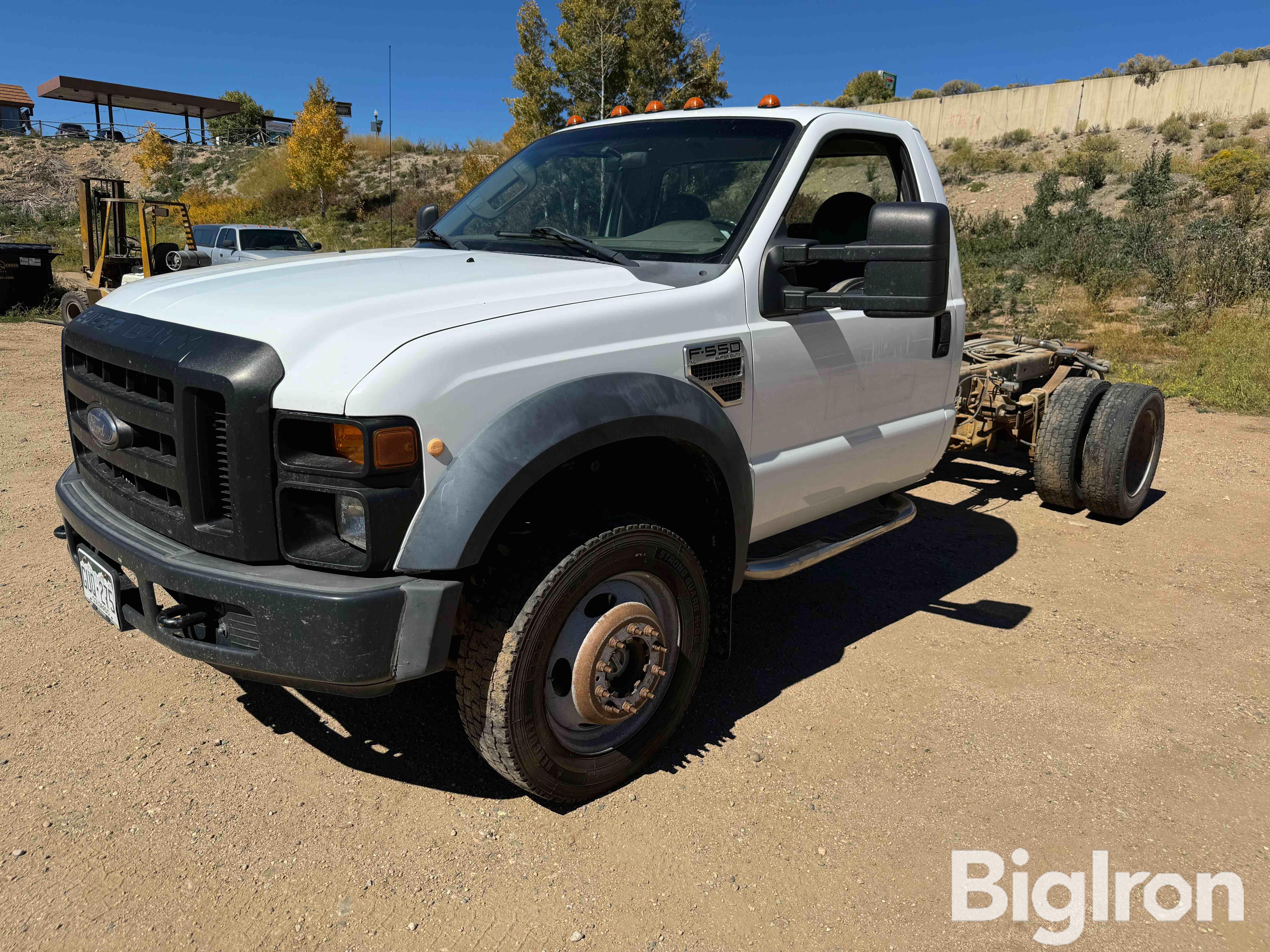 2008 Ford F550 XL Super Duty 4x4 Cab & Chassis 