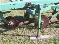 items/0717ab5c8345ec11a3ee0003fff90bee/johndeere1450semimountedplow_bc893d7863cd41c5b54a95daa5cf8122.jpg