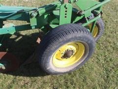 items/0717ab5c8345ec11a3ee0003fff90bee/johndeere1450semimountedplow_de5e0796338044e2af5bfea7d7028ed3.jpg