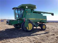 1998 John Deere 9610 Maximizer 2WD Combine 