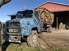 1995 Ford L8000 S/A Feed Mixer Truck W/Reel Auggie 3700 