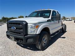 2011 Ford F350 Super Duty 4x4 Extended Cab & Chassis 