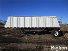 items/079ccb20cbe0ef11b5427c1e522b8388/1998nevillebuilt24graintrailer_da88135813e44251992e36b96c747692.jpg