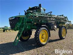 2019 John Deere R4030 Self-Propelled Sprayer 