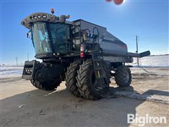 2013 Gleaner S77 2WD Combine 