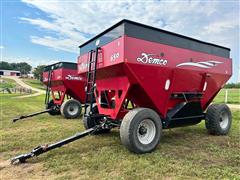 Demco 650 Gravity Wagon 