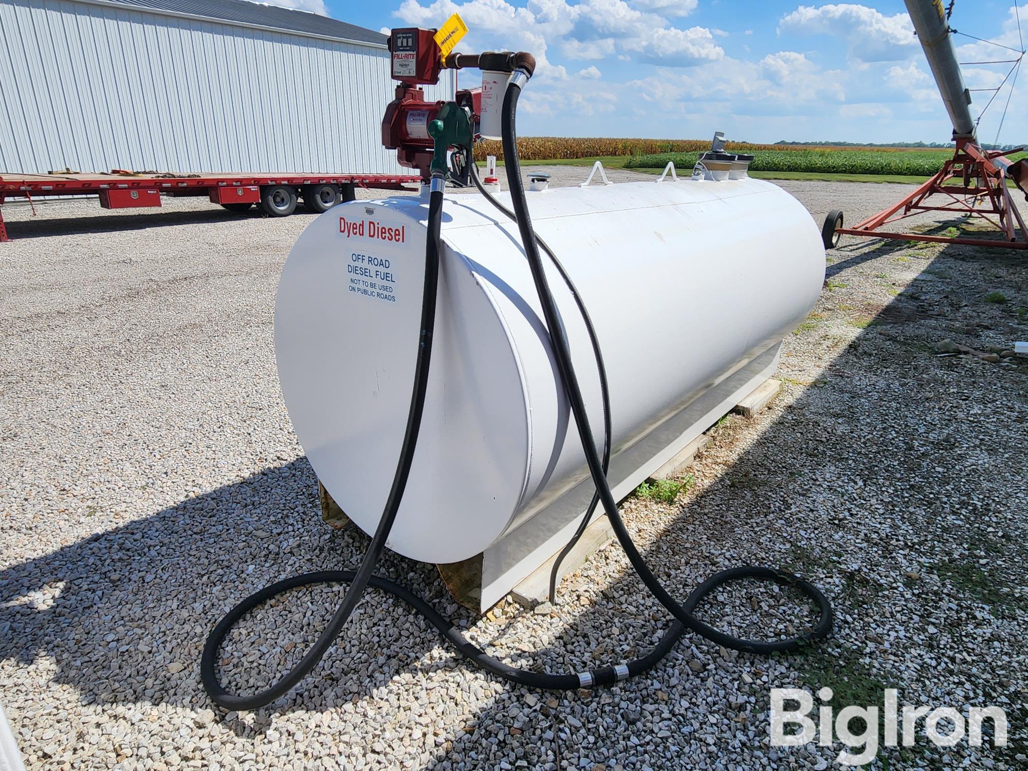 1000-gal Fuel Tank W/Pump 