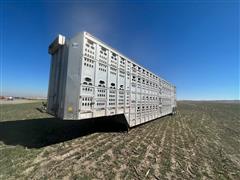 2004 Barrett T/A Cattle Pot Livestock Trailer 