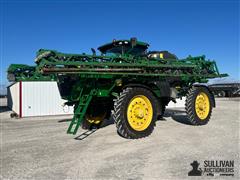 2015 John Deere R4045 Self-Propelled Sprayer 