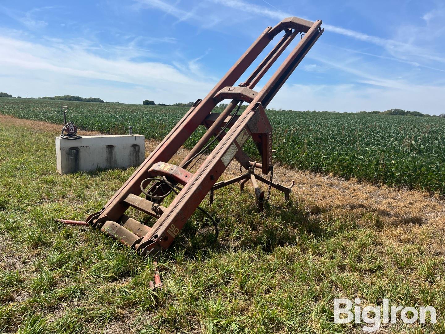 New Holland 190 Bale Handler For Seed Bags 