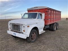 1970 GMC 5500 T/A Grain Truck 