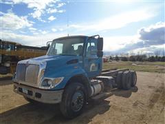 2004 International 7400 T/A Cab & Chassis Truck 