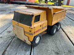 Ertl Antique Toy Dump Truck 