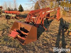 Farmhand F358 Quick Attach Loader W/bucket 