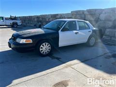 2009 Ford Crown Victoria Police Interceptor 4-Door Sedan 