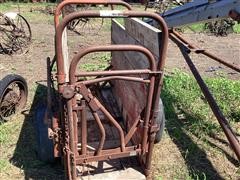 Portable Cattle Chute W/Head Gate 