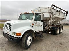 1990 International 4000 T/A Seed Tender Truck 