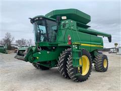 2004 John Deere 9860 STS 4WD Combine 