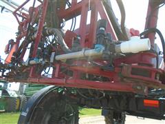 items/0a7824e4ba05ef11989a000d3ad43525/2007caseihspx4410self-propelledsprayer_9aae493b12e244c4bff5a3f831647aad.jpg