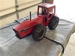 Ertl International 7488 2+2 1/16th Scale Model Tractor 