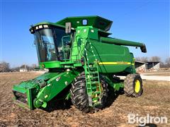 2004 John Deere 9560 STS Combine 