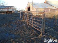 Freestanding 24' Steel Livestock Panel W/swinging Gate 