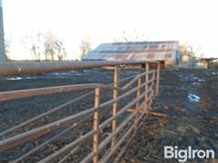 items/0aab5f1b5ac6ef1195f6000d3a620d5e/freestanding24steellivestockpanelwswinginggate-2_d0a8a14b905b49ed9dcff6eb94f60321.jpg