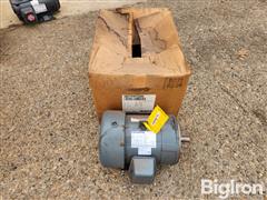 Marathon 182TTFR17204 2spd 1hp/.25hp 3 Phase Motor 