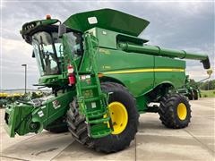 2019 John Deere S780 HillCo 4WD Combine 