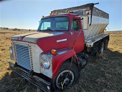 1972 International F1910A T/A Dry Material Spreader Truck 