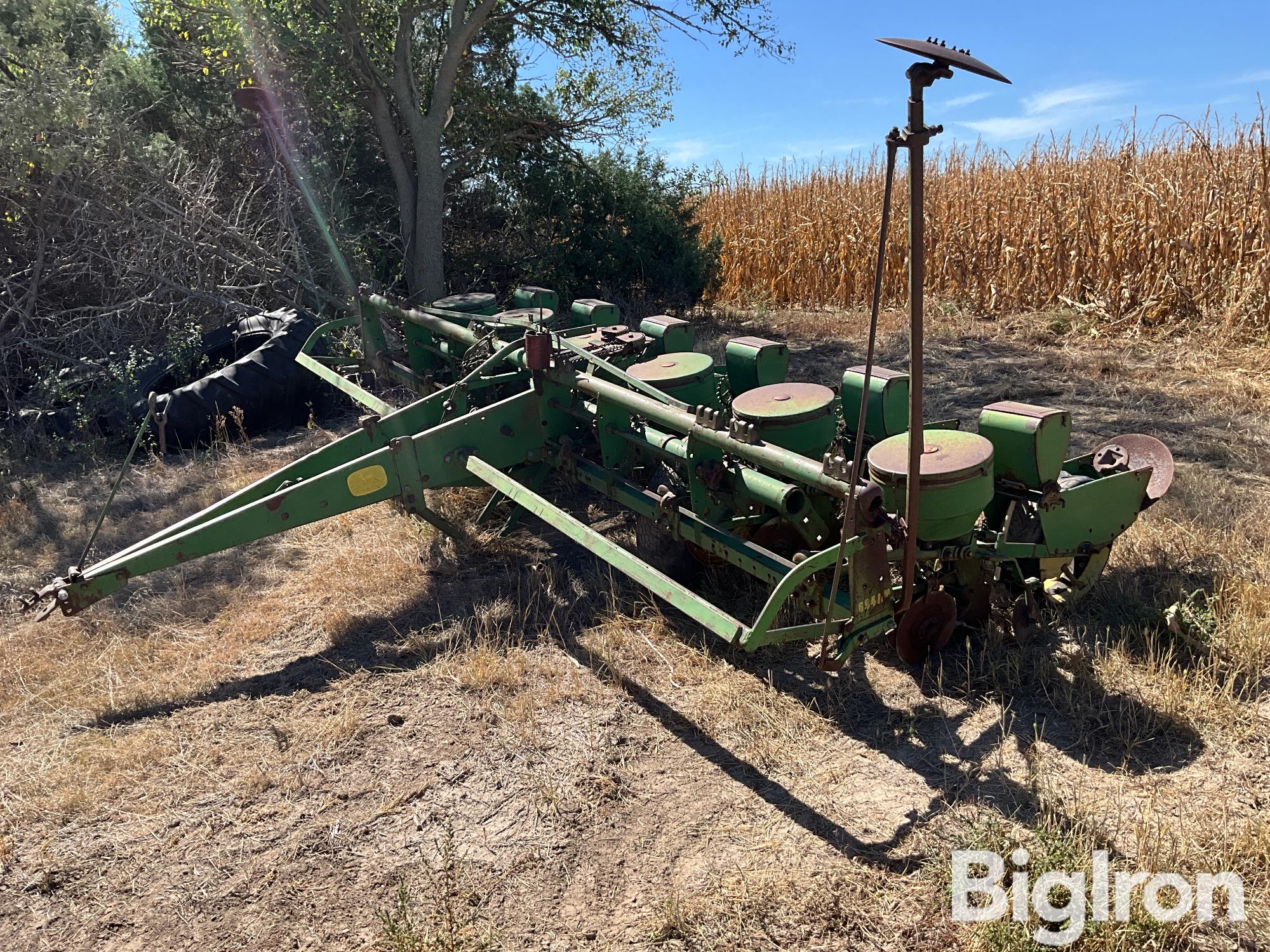 John Deere 6R30" Planter 