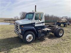 1985 International S2300 S/A Truck Tractor 