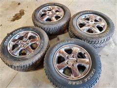 Jeep 235/65R17 Tires & Rims 